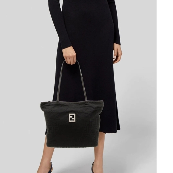 Fendi Zucca FF Vintage Black Tote - Picture 2 of 16